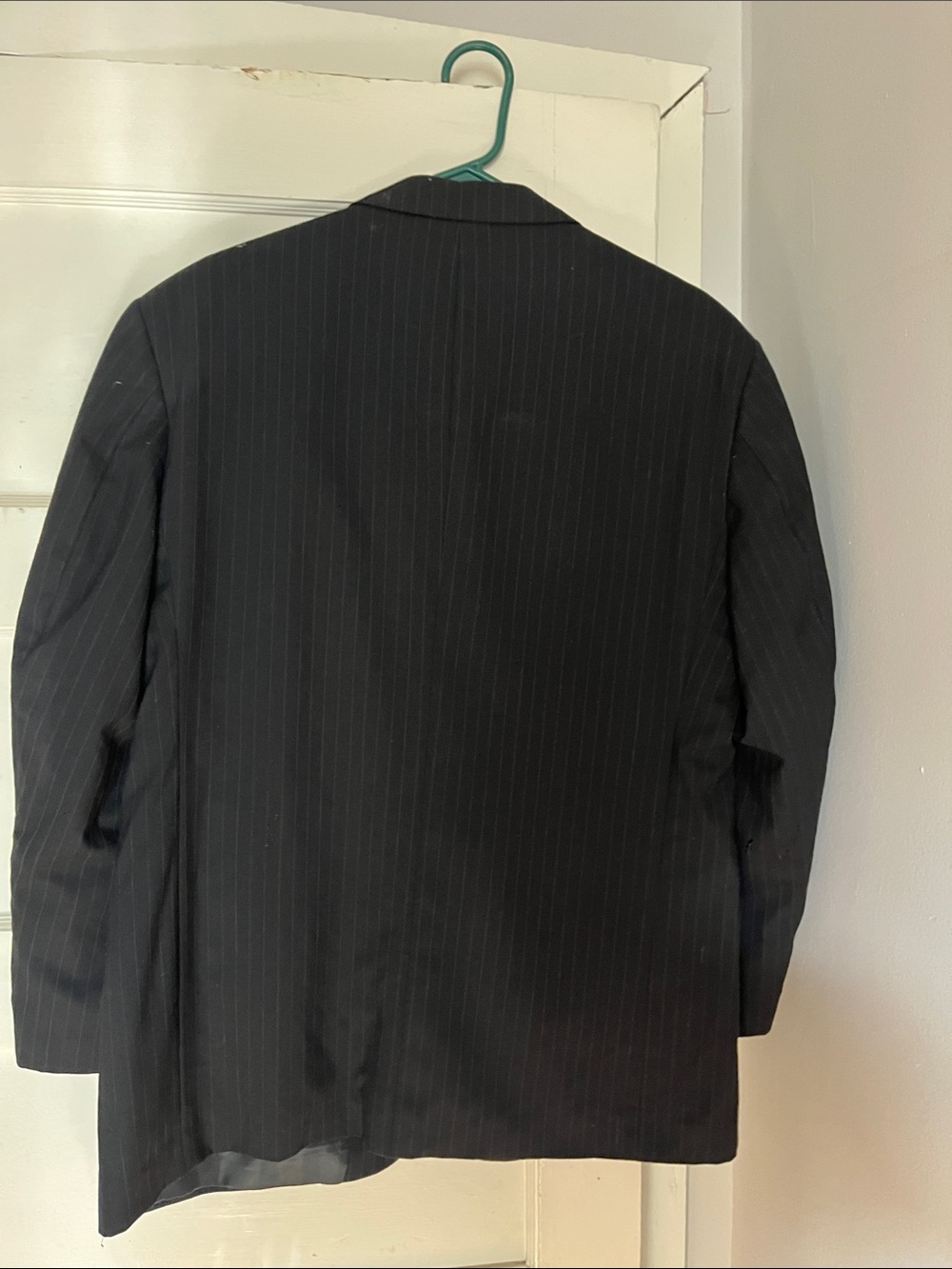 Haggar Men's Black Pinstripe Two-Button Blazer 42R - Picture 4 of 6